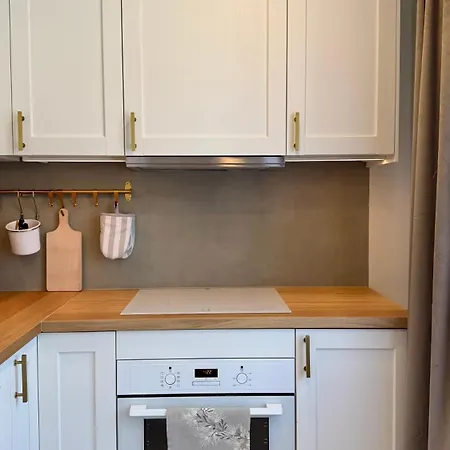 Cozy 2-bedroom Seaside Appartement *