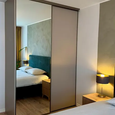 Cozy 2-bedroom Seaside