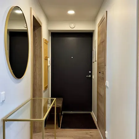 Cozy 2-bedroom Seaside 派尔努