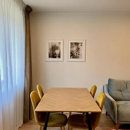 Cozy 2-bedroom Seaside * 派尔努