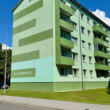 Cozy 2-bedroom Seaside *